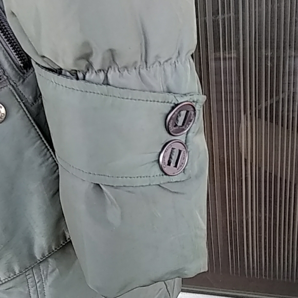 SOLD SOLD SOLD Calvin Klein Puff Hooded Coat - Picture 2 of 7